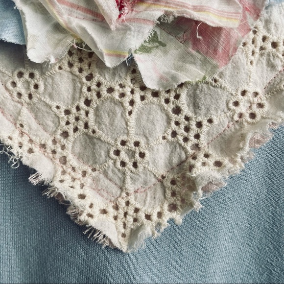 Anthropologie Sundry Upcycled Vintage-Inspired Heart Sweatshirt - Picture 10 of 16